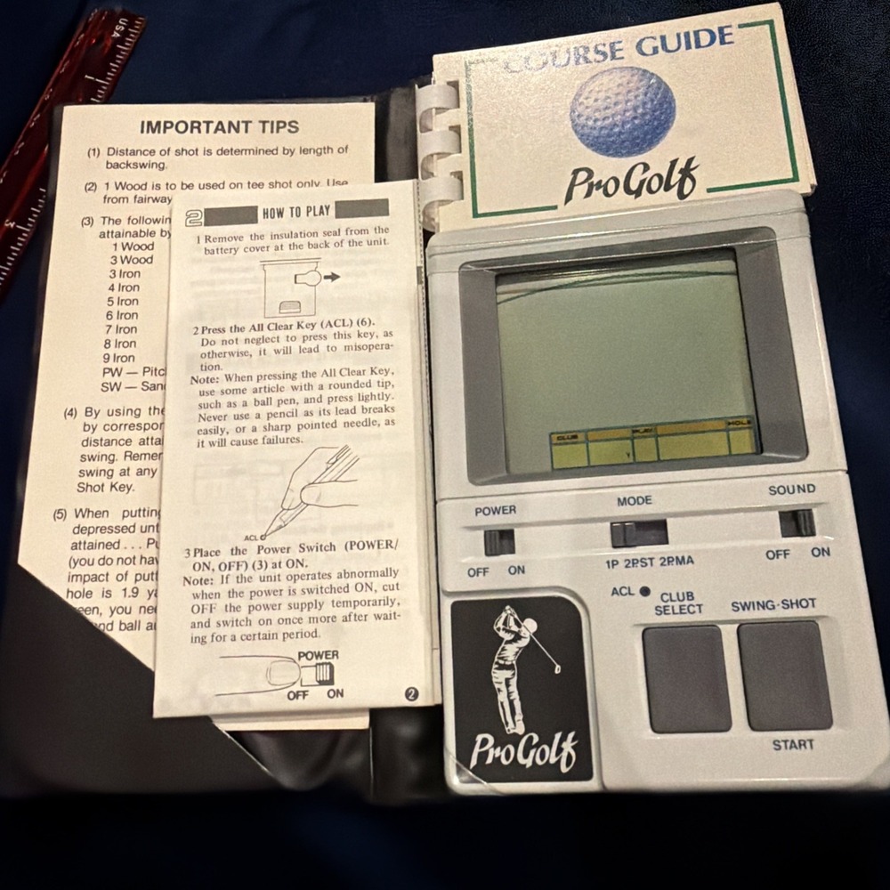 LSI Pro Golf Game Bandai HandHeld Electronic Game - UnTested